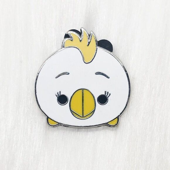 🔮 5/$25 Disney Adventureland Enchanted Tiki Room Showgirl Bird Tsum Tsum Pin - Picture 1 of 3